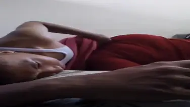 Bokep Jilbab Oral Dan Ciuman Panas Di Dalam Kamar poster