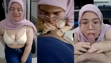 Bokep Jilbab Pink Viral Gadis Cantik Ranjang poster